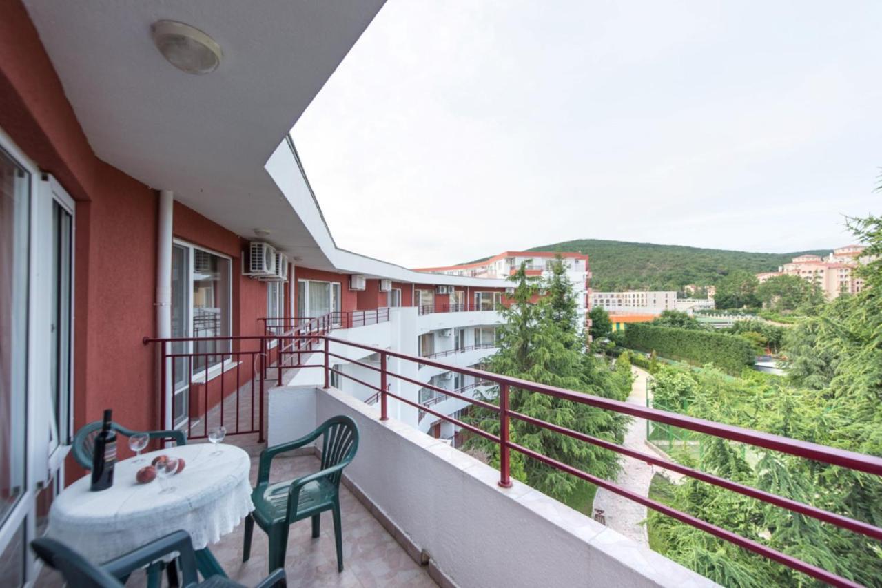 Gt Privilege Fort Beach Apartments Elenite Exterior photo